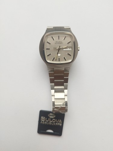 Bulova accuquartz - bulova,