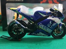 yamaha yzr-m1 valentini rossi