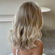 Parrucca corta bionda cenere