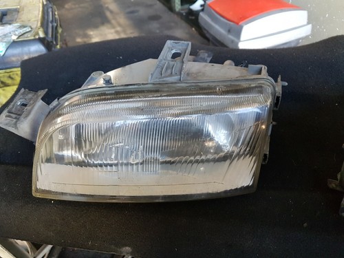 Faro fiat punto - prima, serie