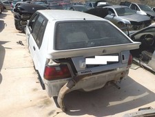 portón trasero NISSAN SUNNY