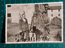 FOTO UOMINI CACCIATORI CON