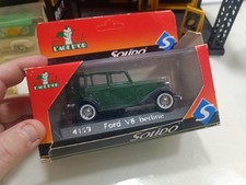 Solido L'age d'Or 1/43 Ford V8 Berline N. 4159 verde