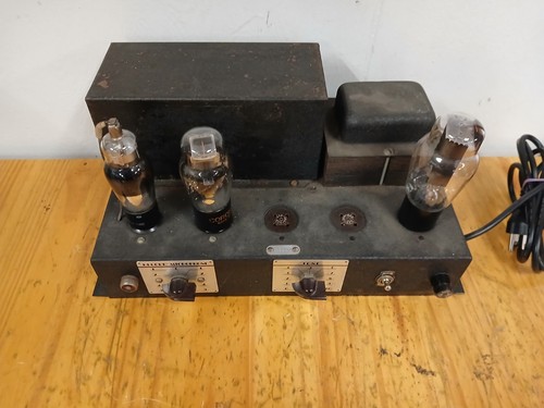 Amplificatore valvolare basato