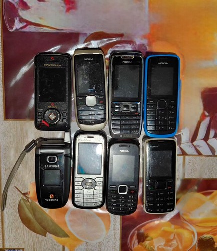 Lotto telefoni cellulari - telefoni,