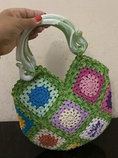 women crochet bags
