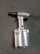 Rivettatrice ad aria "FAR "