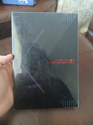 Mini album salto - x1, 1°