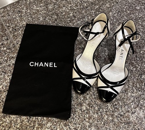 Chanel pearl coco - pearl, mark