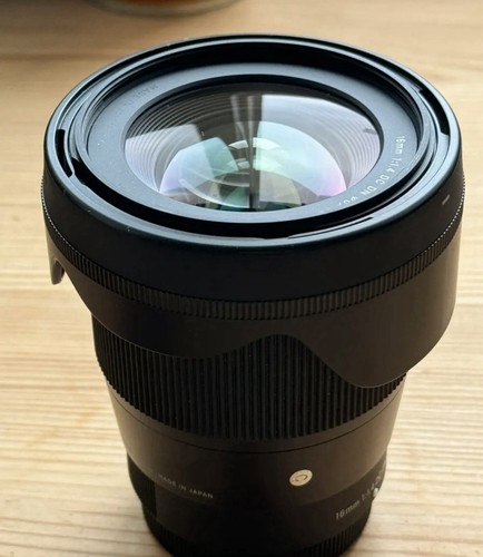 Sigma 16mm dc - sigma, f/1,4