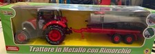 trattore in metallo con