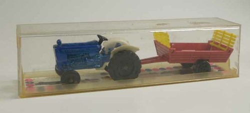 Majorette 369 trattore