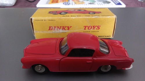 Dinky toys alfa romeo - alfa,