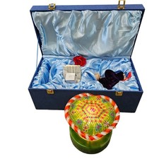 Heart Shaped Piedouche