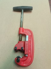 Taglia Tubi Super Ego