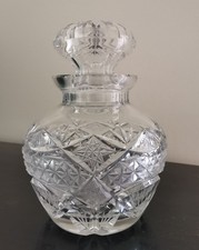 Bottiglia in cristallo molato da liquore/whisky vintage - design elegante