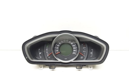 Volvo v40 2017 diesel - volvo,