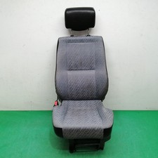 ASIENTO DELANTERO IZQUIERDO /