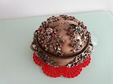 Centrotavola zuppiera con coperchio  in porcellana  Capodimonte firmata 