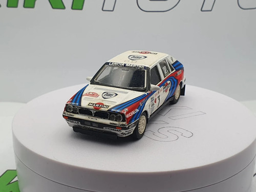 Lancia delta integrale 8v - lancia, hf