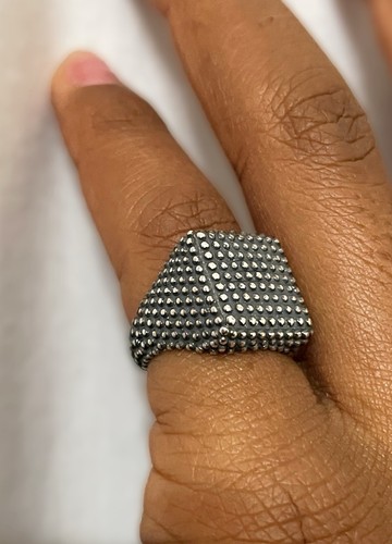 Anello chevalier puntinato - chevalier, e