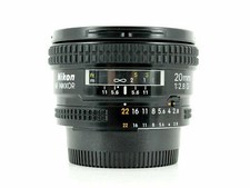 Nikon AF 20 mm f/2.8 obiettivo