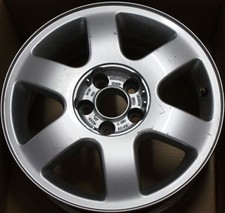 1 CERCHIO IN LEGA AUDI A3 6 X