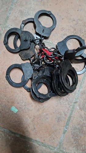 Militaria manette del 1940 - manette,
