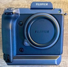Fujifilm GFX 100, Silver - Shutter Count 33 (?) – Good Condition #461