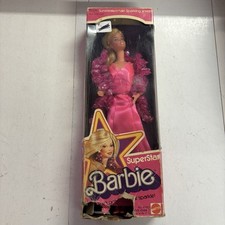 BK~ BAMBOLA BARBIE NUOVA CON