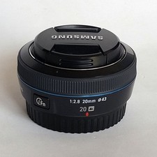 Samsung NX 20mm f/2.8