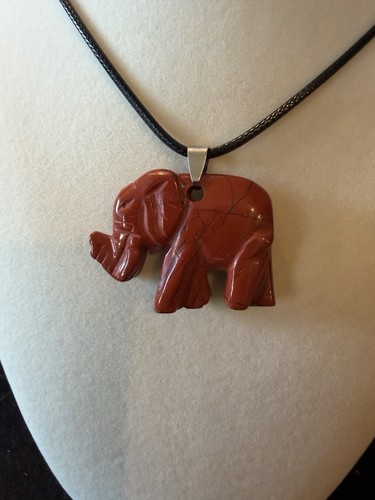 Collana con ciondolo elefante