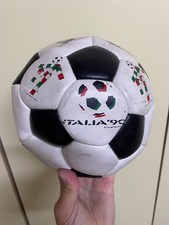 pallone di cuoio italia 90 -