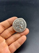 Antica moneta greca in argento
