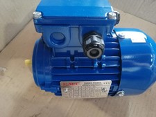 MOTORE ELETTRICO TRIFASE -