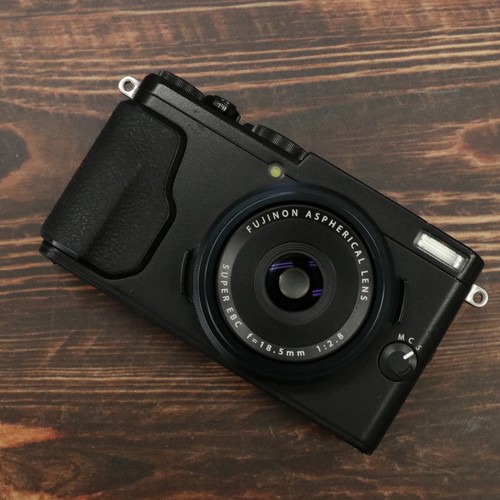 Fujifilm fuji x70 - fujifilm,