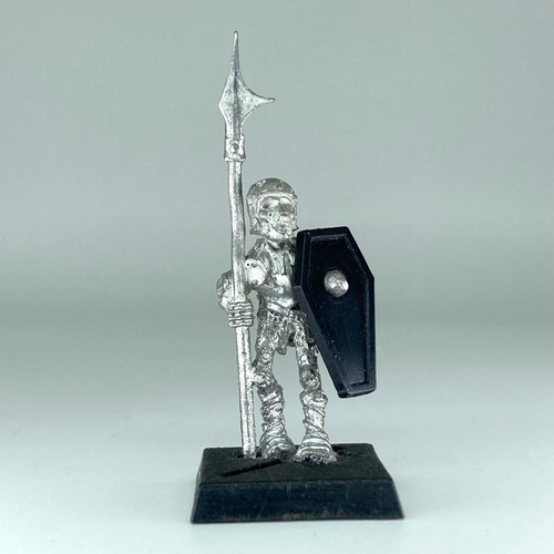 Undead spearman vampire - undead,