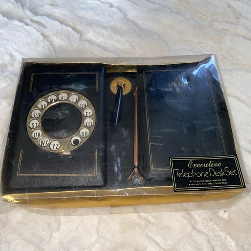 Htf vtg teledial desk set - teledial,