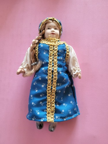 Bambola porcellana - in,