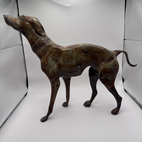 Statua cane frusta/levriero