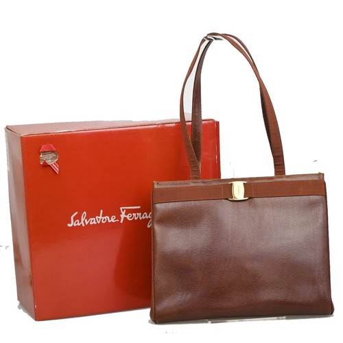 Borsa tracolla salvatore - a,
