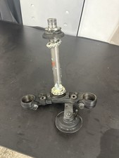 Honda Hornet 600 1998/02 Piastra inferiore sterzo e canotto forcella