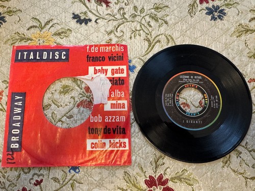 Promo vinile giri - giri, una