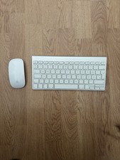 Set a magic Keyboard Apple +