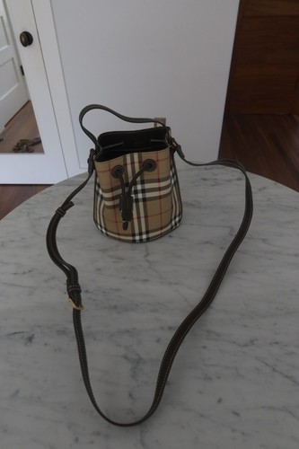 Nuova con etichette borsa a - etichette,