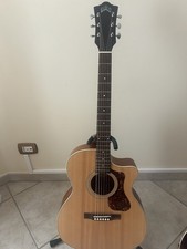 Guild OM-250CE chitarra