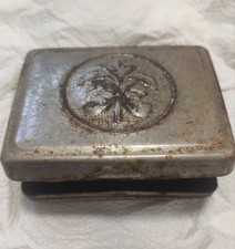 Antica scatola di latta