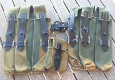 Coppia di giberne tedesche WW2 per MP40 ottima repro mimetica mai usate