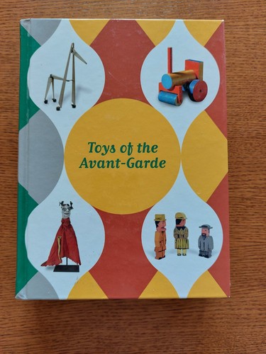 Toys the avant - toys,