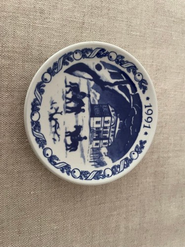 Royal copenhagen 1991 mini - royal,